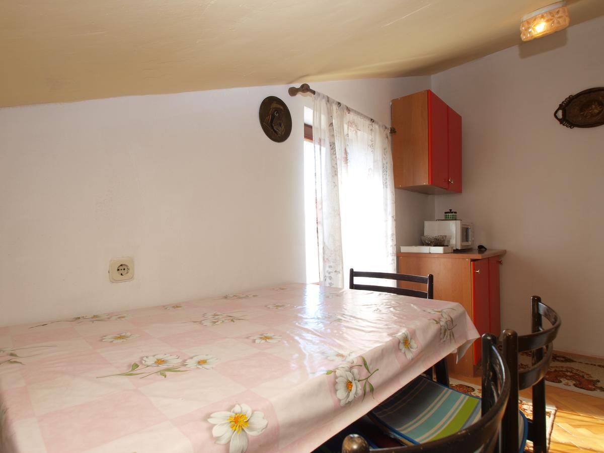 Apartments Slavica 382 Pula Ngoại thất bức ảnh
