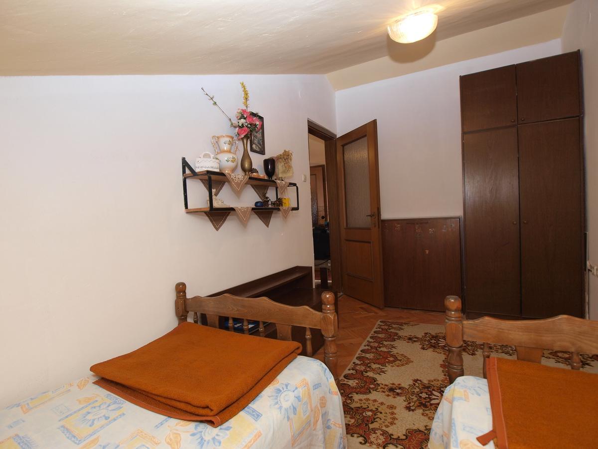 Apartments Slavica 382 Pula Ngoại thất bức ảnh