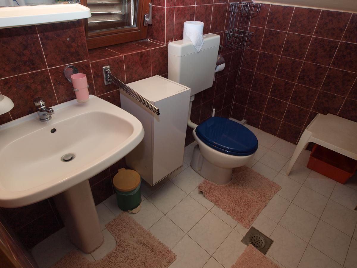 Apartments Slavica 382 Pula Ngoại thất bức ảnh