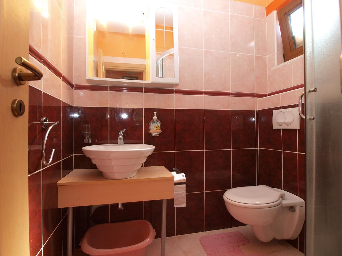Apartments Slavica 382 Pula Ngoại thất bức ảnh