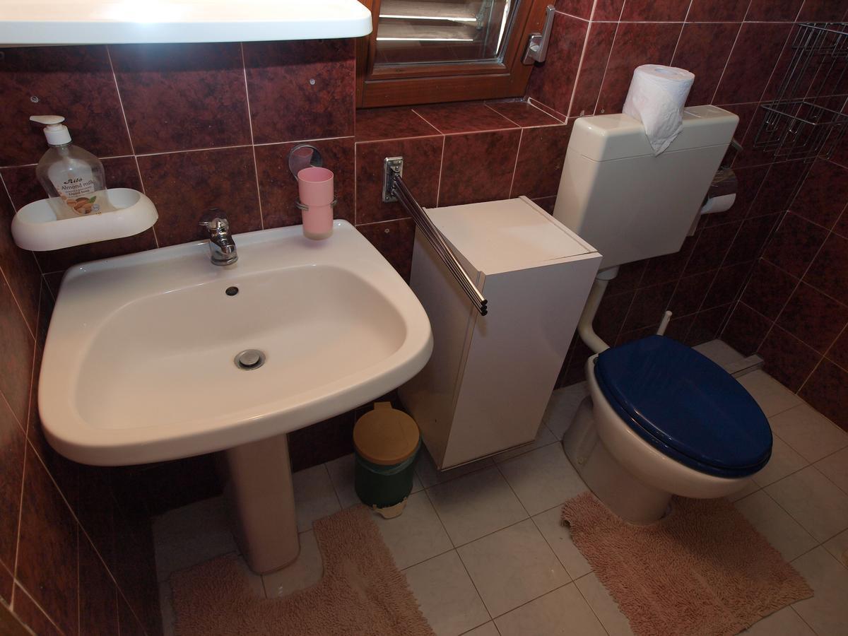 Apartments Slavica 382 Pula Ngoại thất bức ảnh