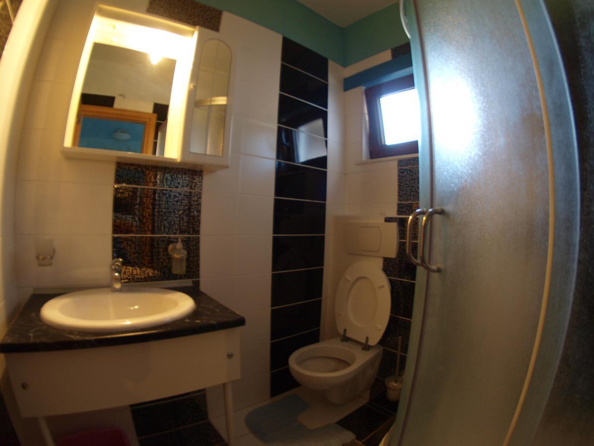 Apartments Slavica 382 Pula Ngoại thất bức ảnh